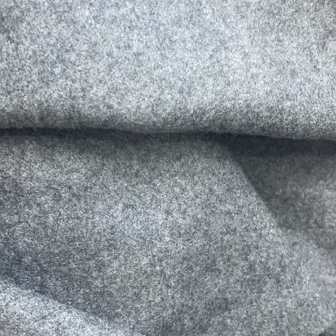 深灰色羊绒服装面料