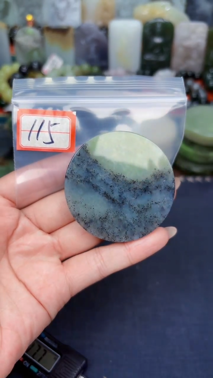 颈饰未镶嵌和田玉和田玉
