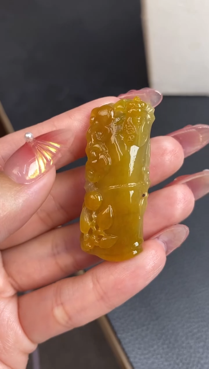 未镶嵌定制翡翠翡翠毛货~