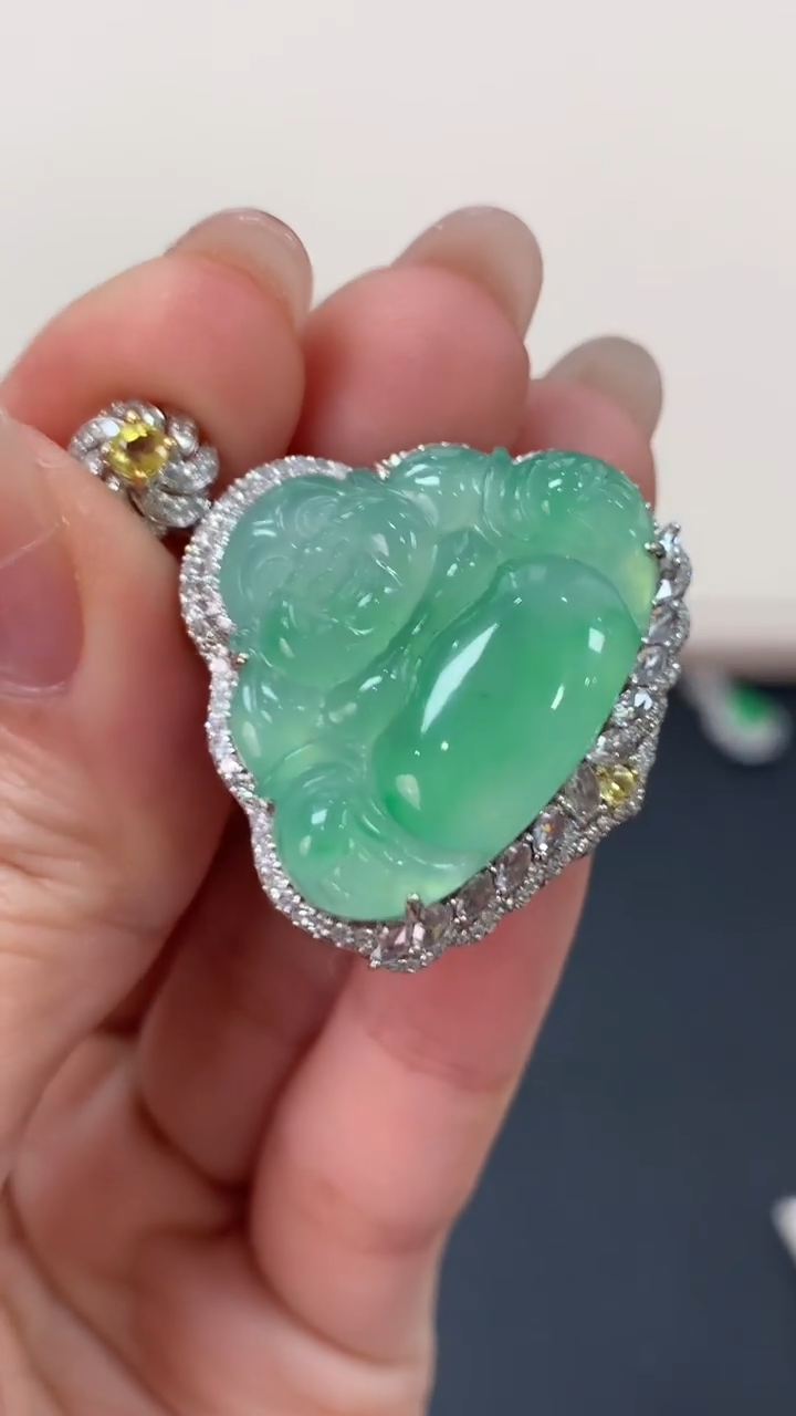 翡翠18K金镶嵌吊坠(不含链)佛公吊坠38800