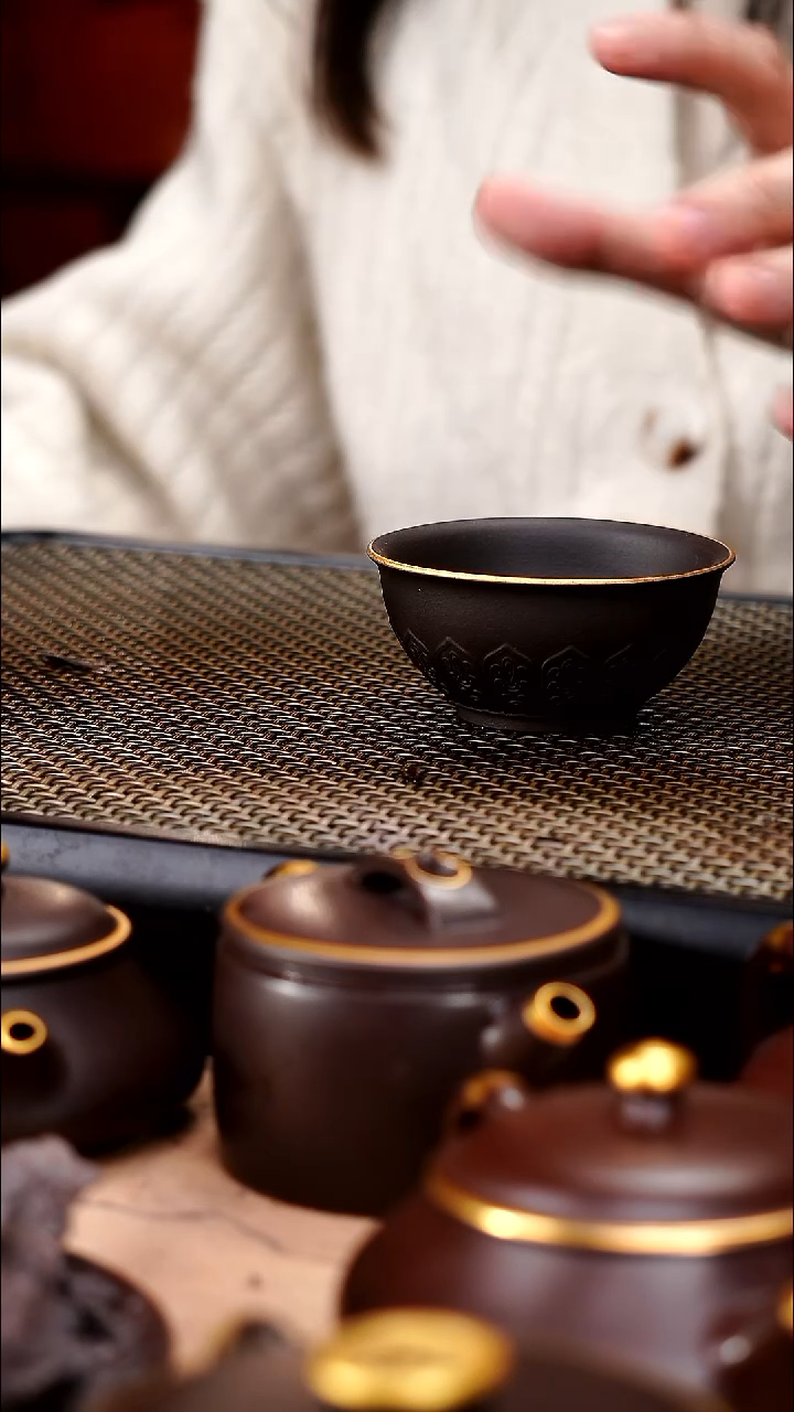 茶壶紫砂四号井茄皮紫泥描金小碗杯
