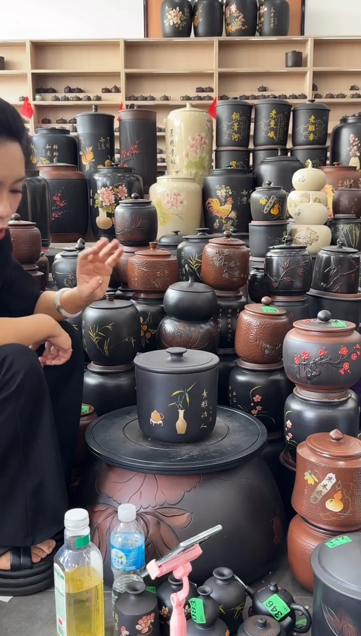 罐瑕疵彩填茶叶罐  055