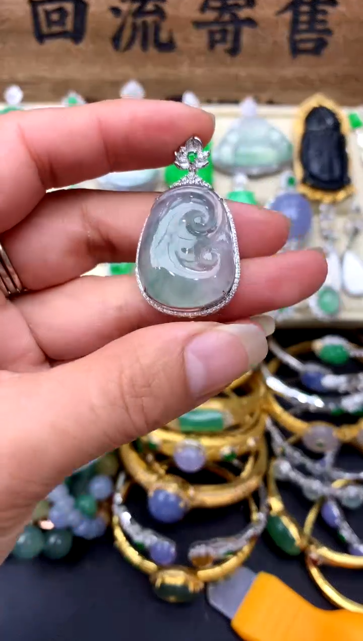 【闪购商品】翡翠颈饰18K金镶嵌409-中国好珍宝