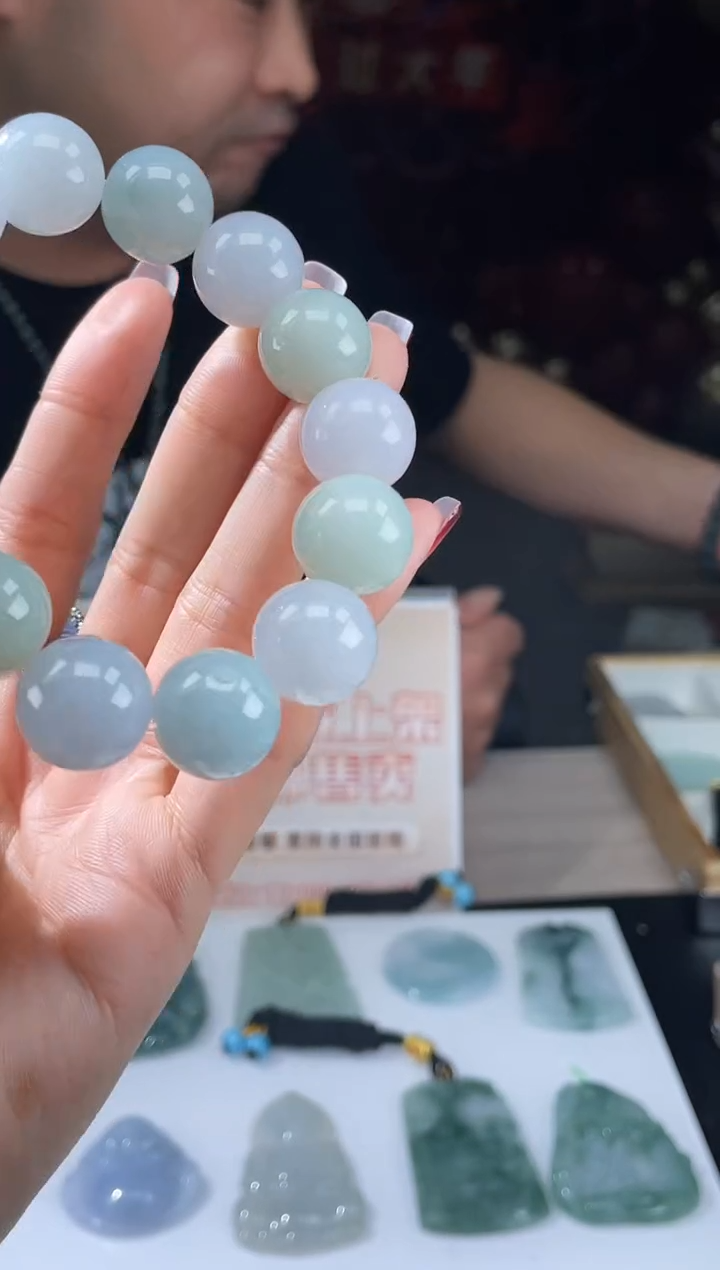 【闪购商品】定制翡翠未镶嵌不退不换CMH1件-A