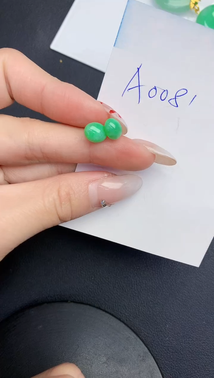 【闪购商品】翡翠颈饰18K金镶嵌000000000000