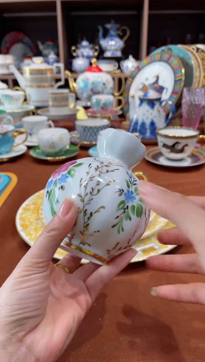 【闪购商品】瓷片草之祝愿花瓶······