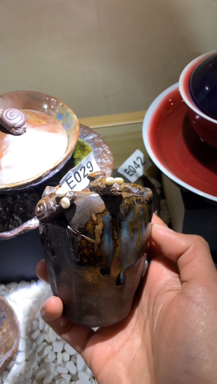 【闪购商品】虎井窑手工蜗牛主人杯