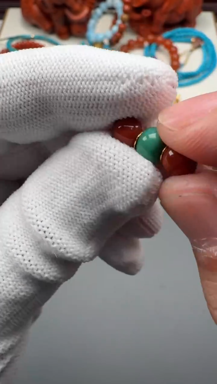 18K金镶嵌手串南红玛瑙平***～11111