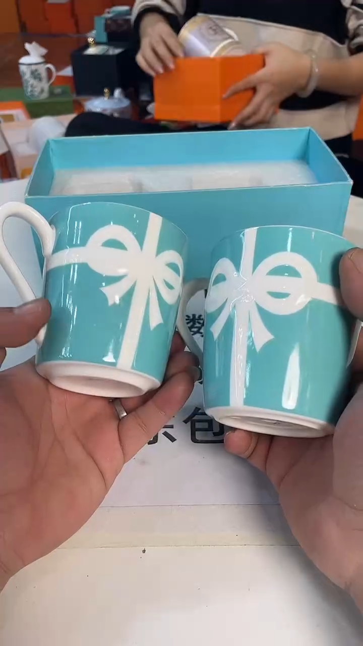 杯鸿辉家品牌瓷器，京东包邮！