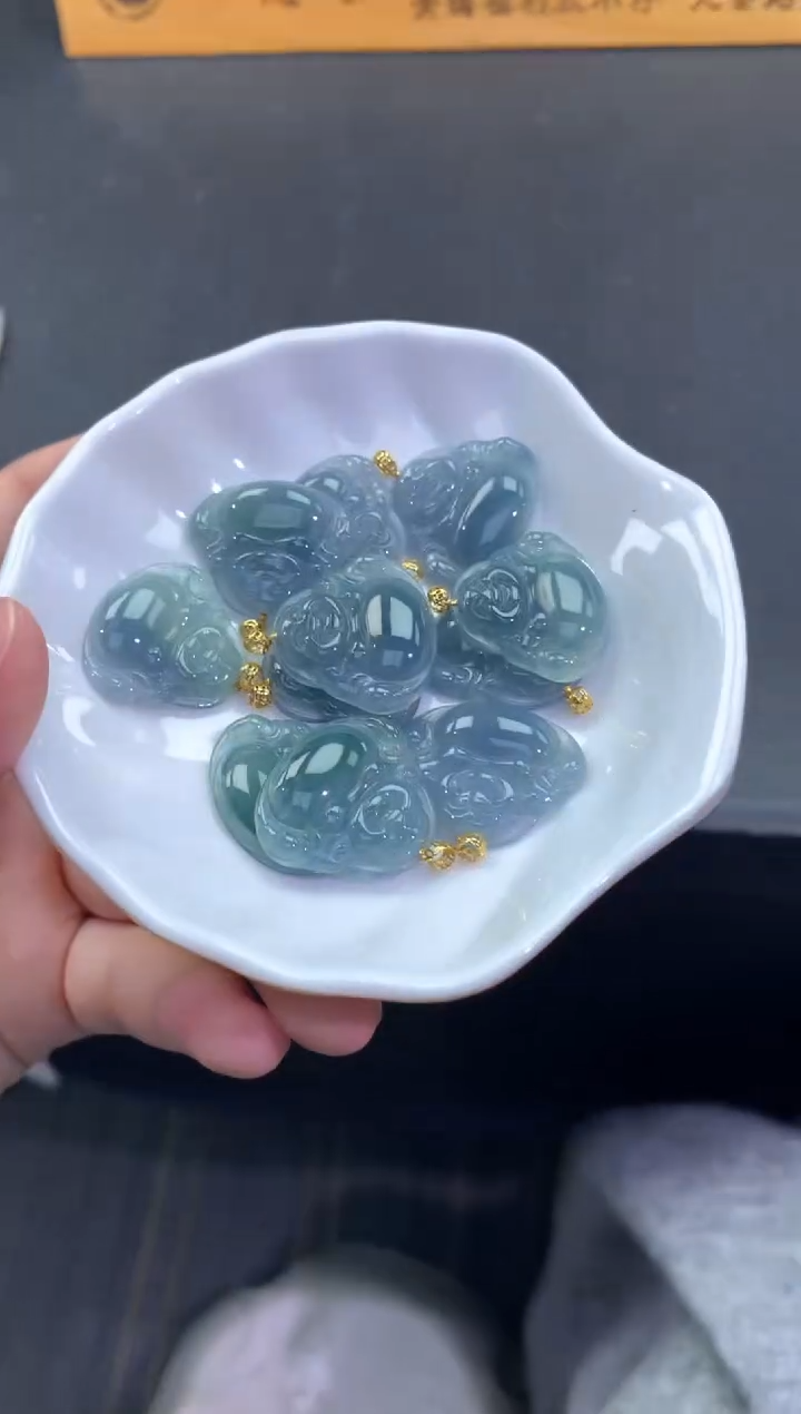 【闪购商品】翡翠颈饰18K金镶嵌FA32 翡翠佛公多样性发其一