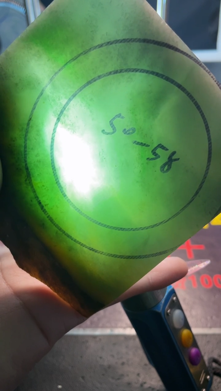 未镶嵌翡翠定制翡翠1****？翡翠