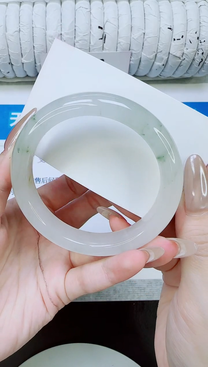 未镶嵌手镯石英质玉160/58