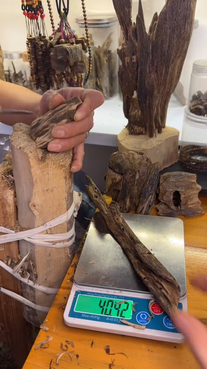 沉香沉香碎屑奇楠沉香40克