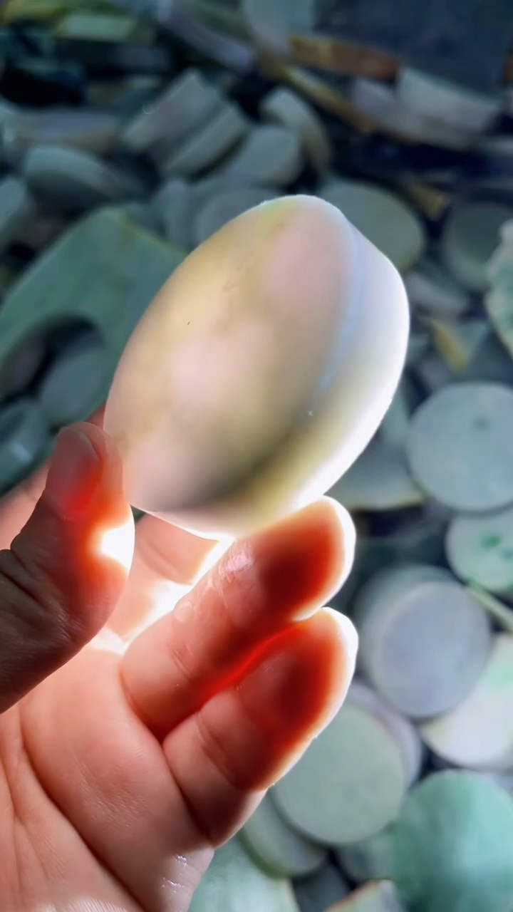 【闪购商品】翡翠挂件未镶嵌A货康壹267