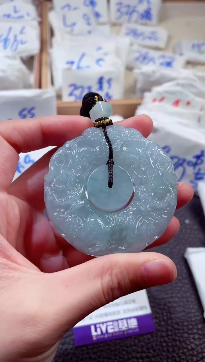 翡翠未镶嵌颈饰00007262