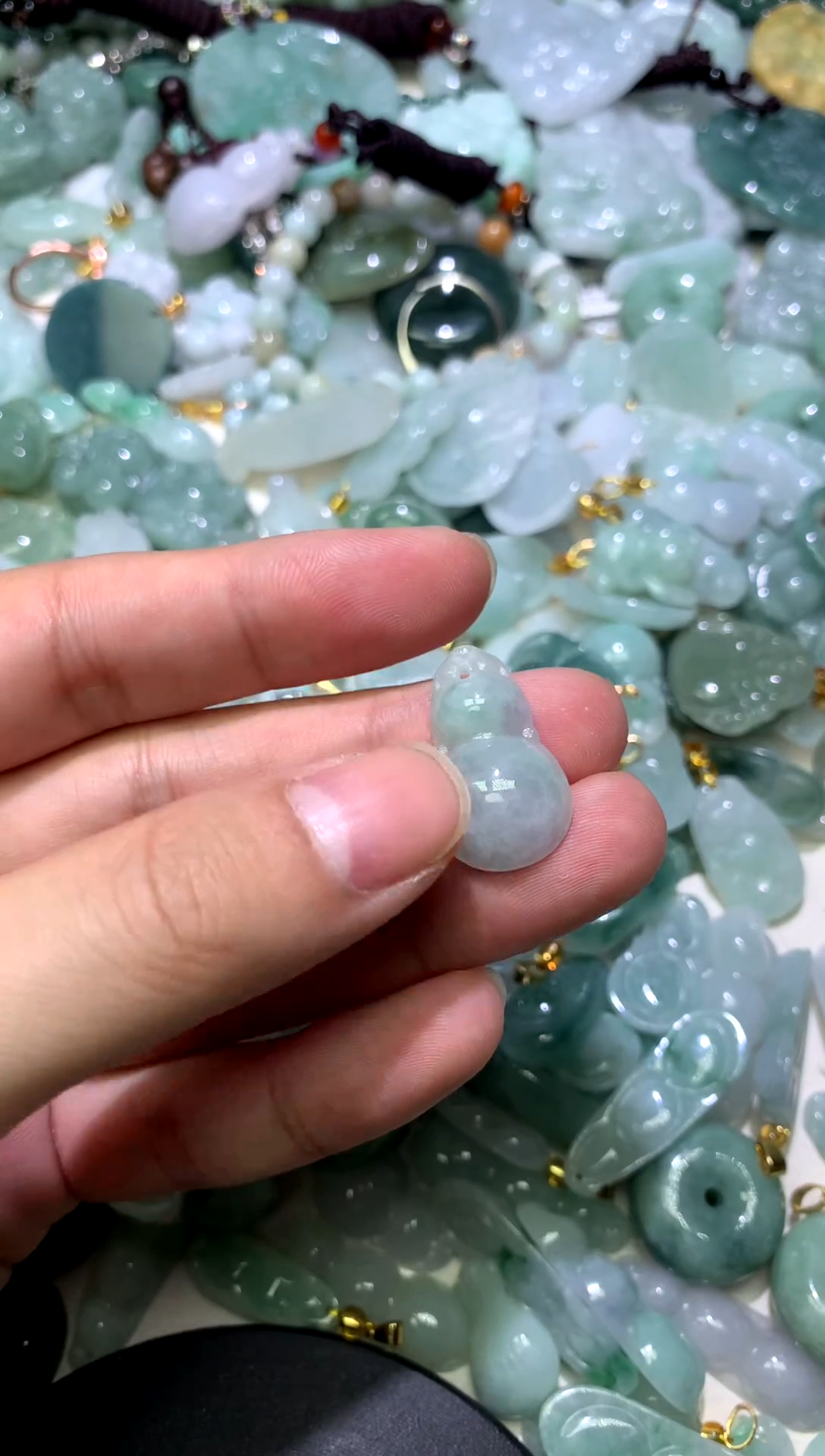 颈饰未镶嵌翡翠1