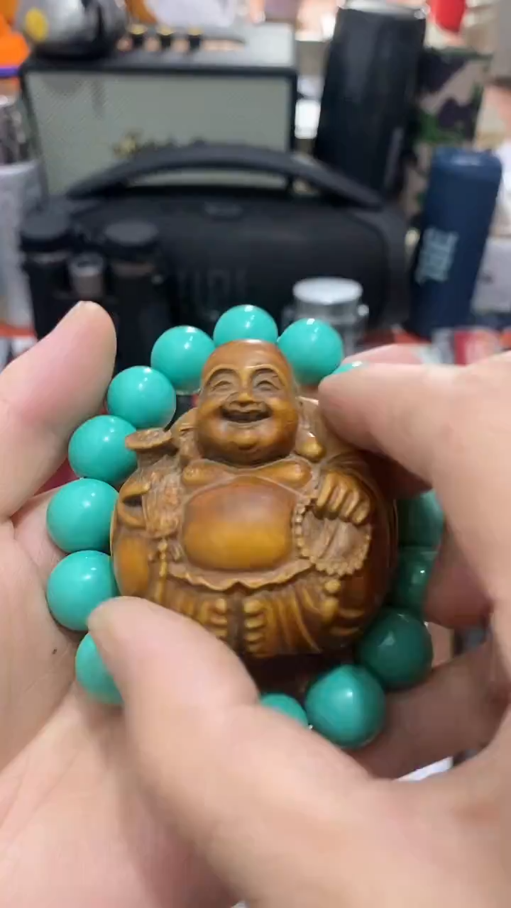 瓷片闪购商品  如图所示
