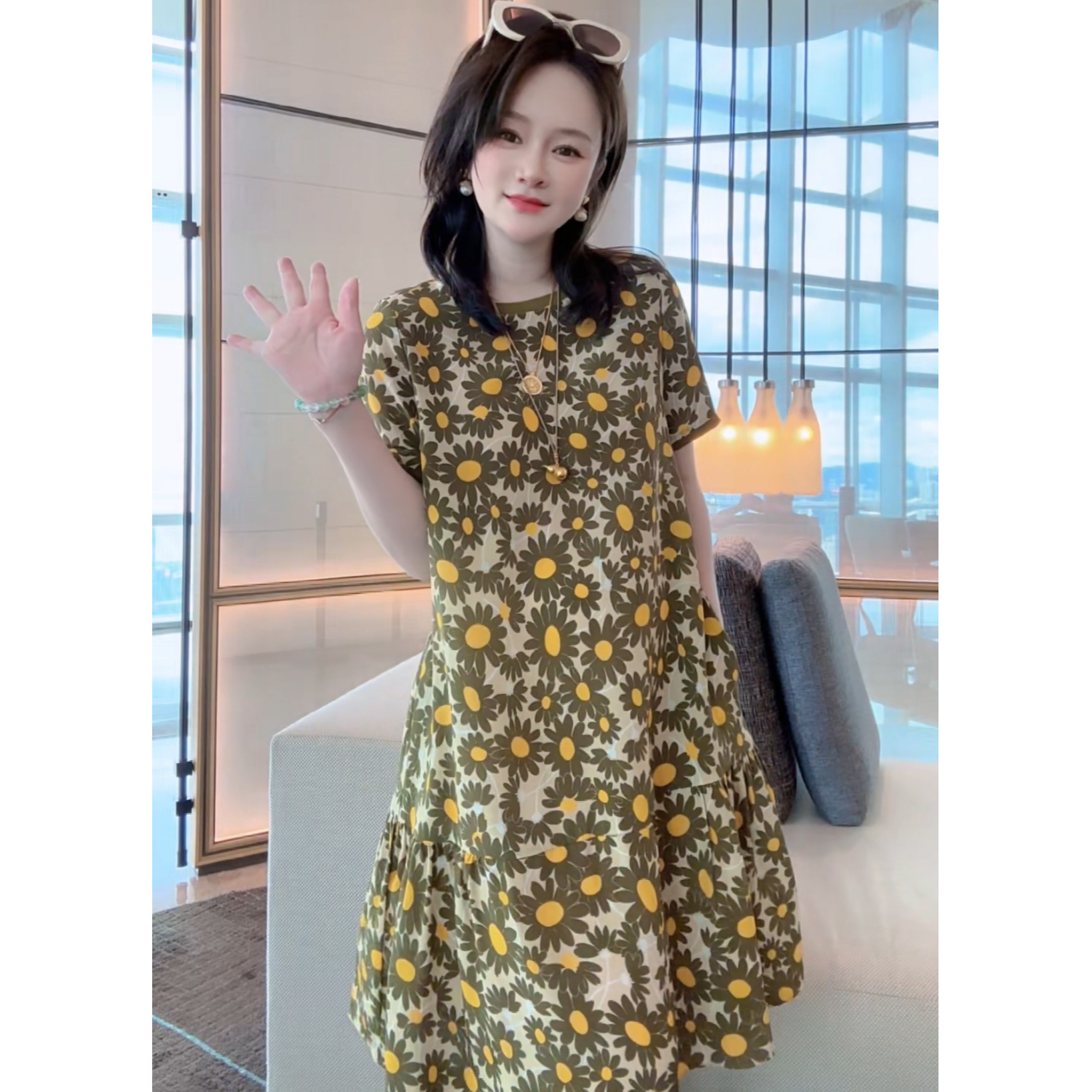 【丝芙玉禄】（S431）真丝圆领向日葵印花时尚气质桑蚕丝女装连衣裙