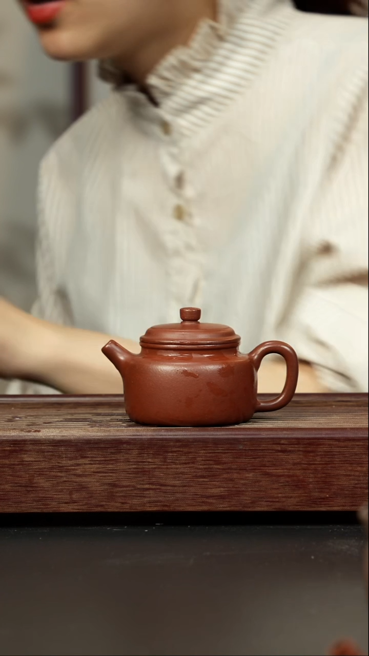 紫砂茶壶底槽清 德钟 299