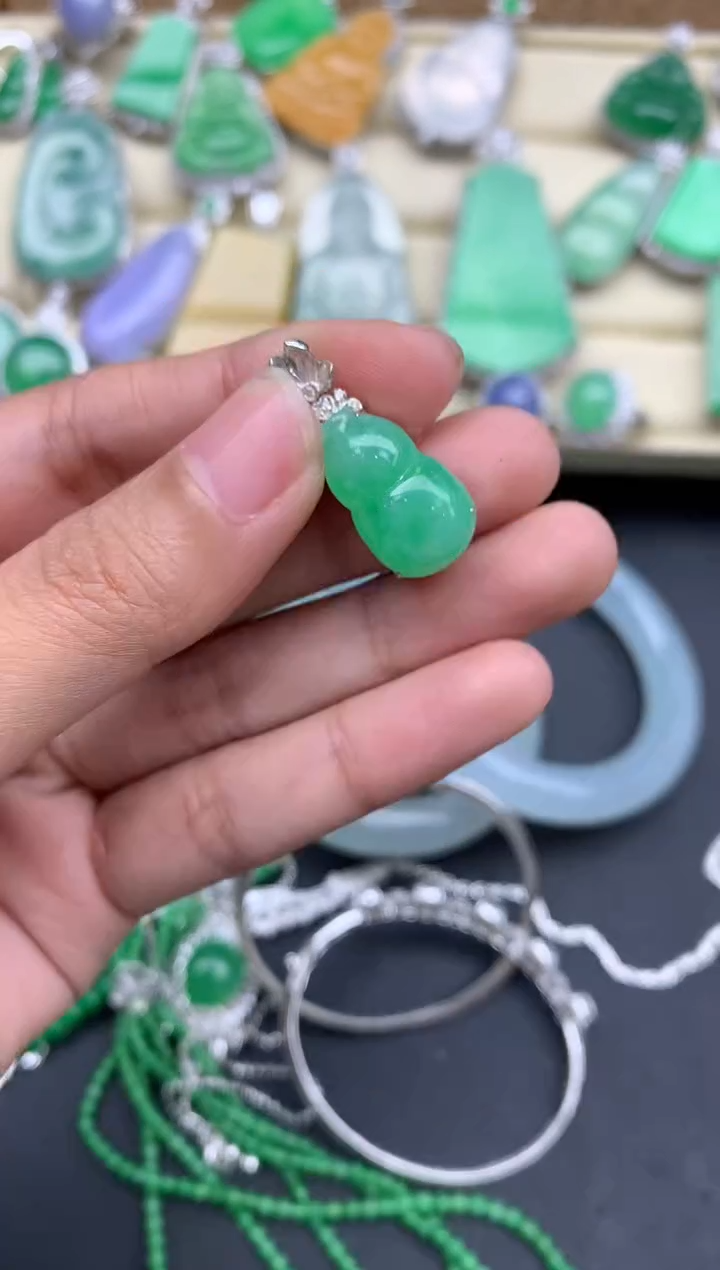 【闪购商品】翡翠颈饰18K金镶嵌553-中国好珍宝