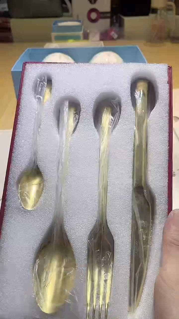 【闪购商品】瓷片锅碗瓢盆一件不剩