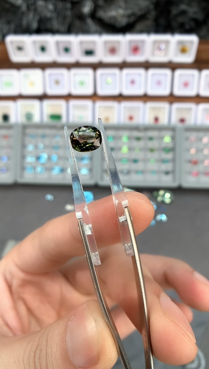 【闪购商品】定制碧玺裸石未镶嵌2.01ct