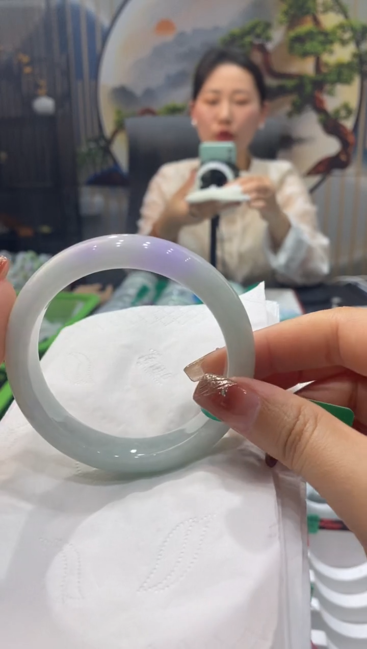 【闪购商品】翡翠手镯未镶嵌00007851