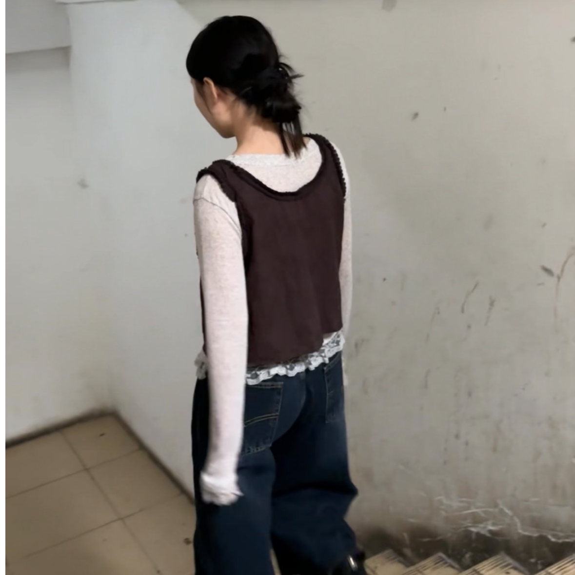 【瘾尚】真两件修身洋气绑带小马甲叠穿上衣