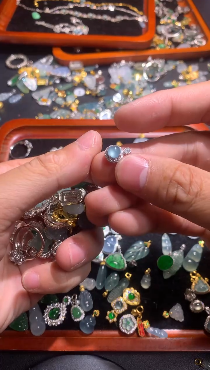 【闪购商品】翡翠吊坠(不含链)银S925镶嵌1