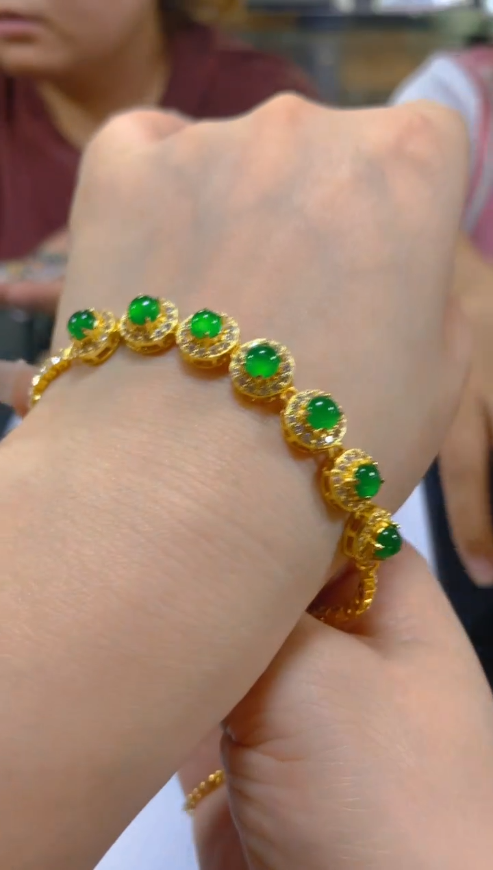 未镶嵌手链翡翠多样性发一