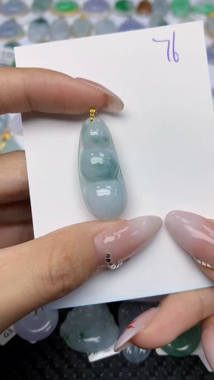 【闪购商品】翡翠颈饰18K金镶嵌天然翡翠a货