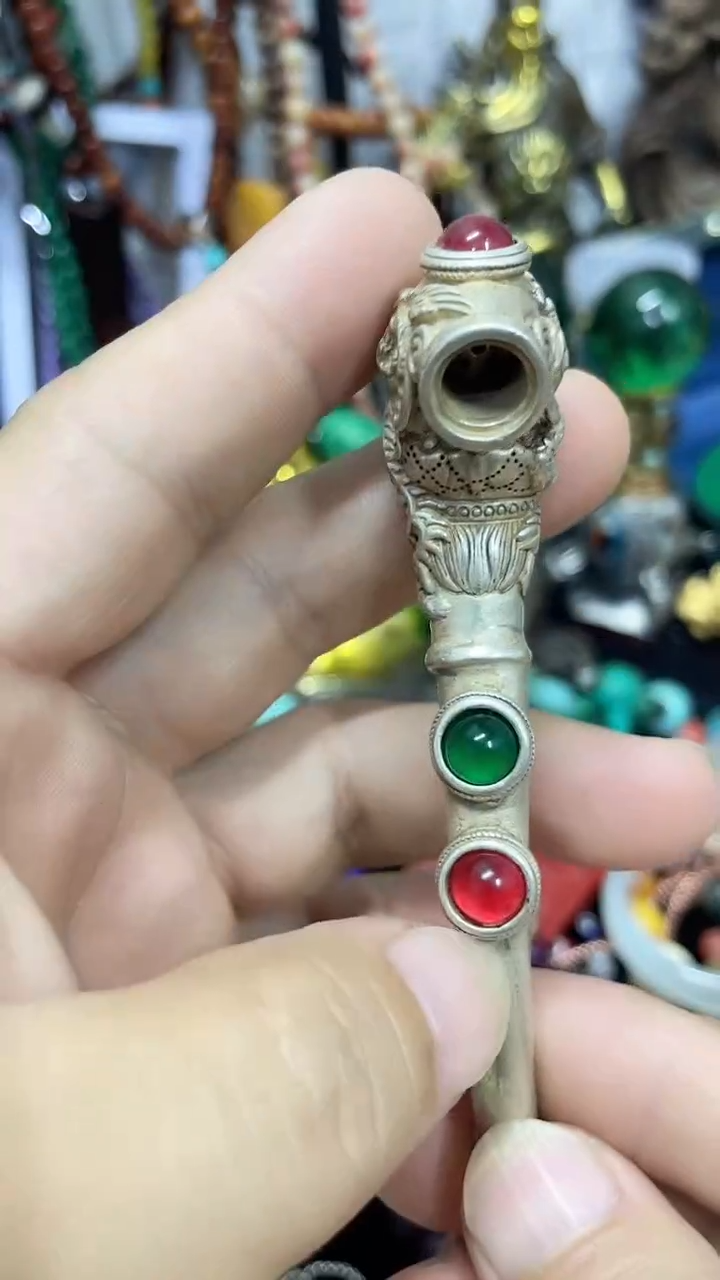 摆件主播推荐如图所示