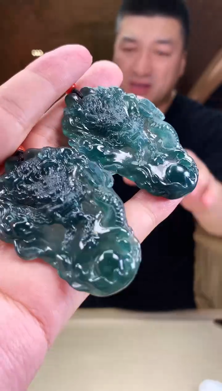 【闪购商品】定制翡翠未镶嵌多样性发货（只发一件) *d90