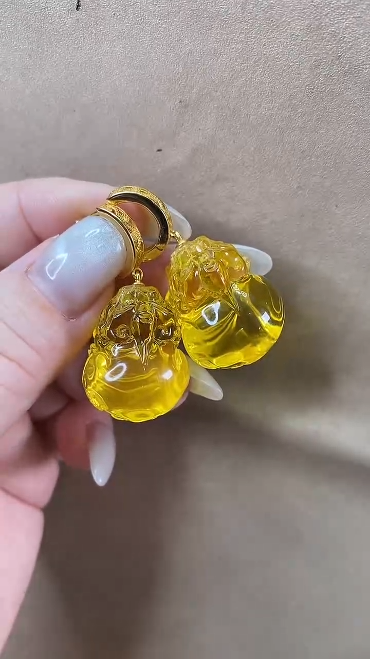 琥珀颈饰未镶嵌耳环