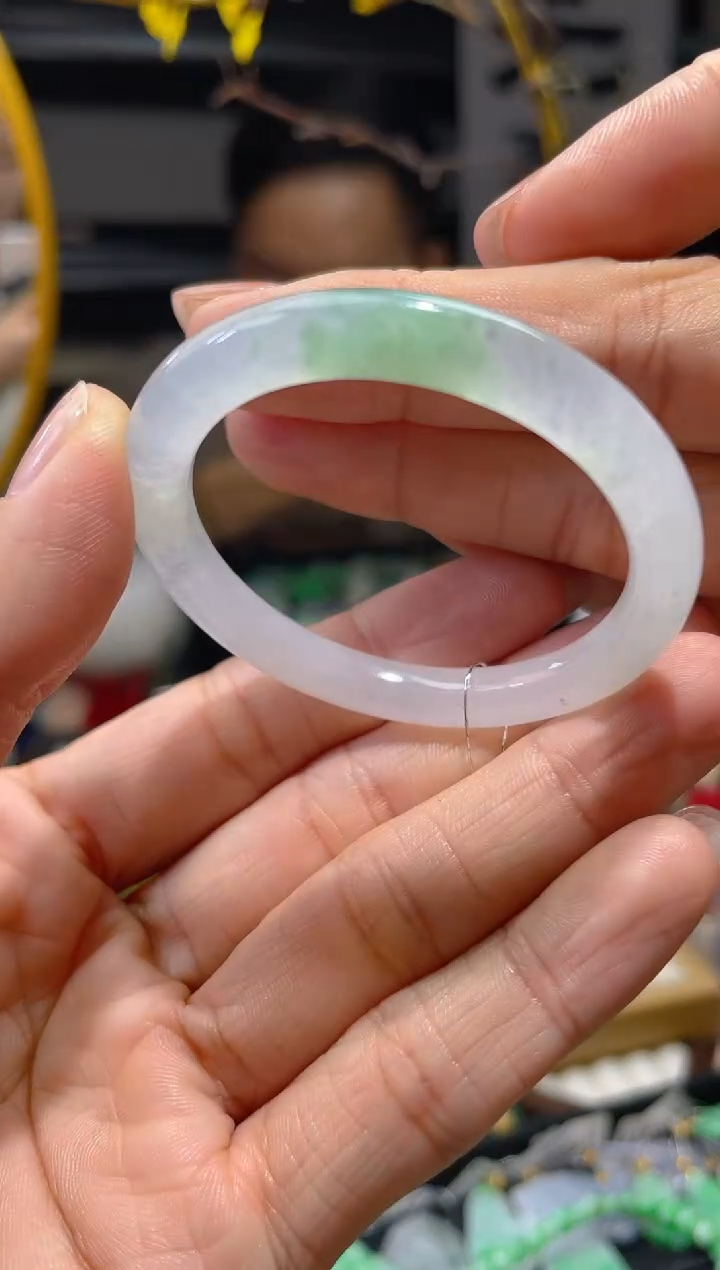 【闪购商品】翡翠颈饰未镶嵌假一赔三41圈口