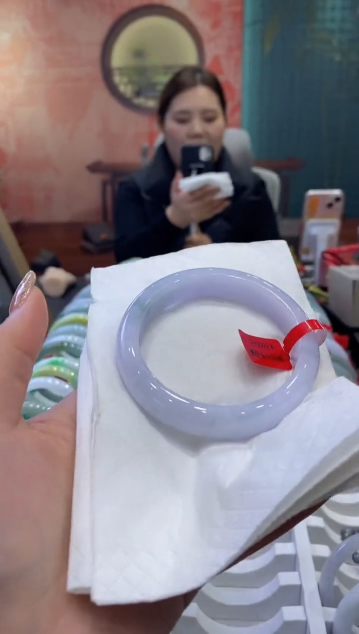 【闪购商品】翡翠手镯未镶嵌多人0011942