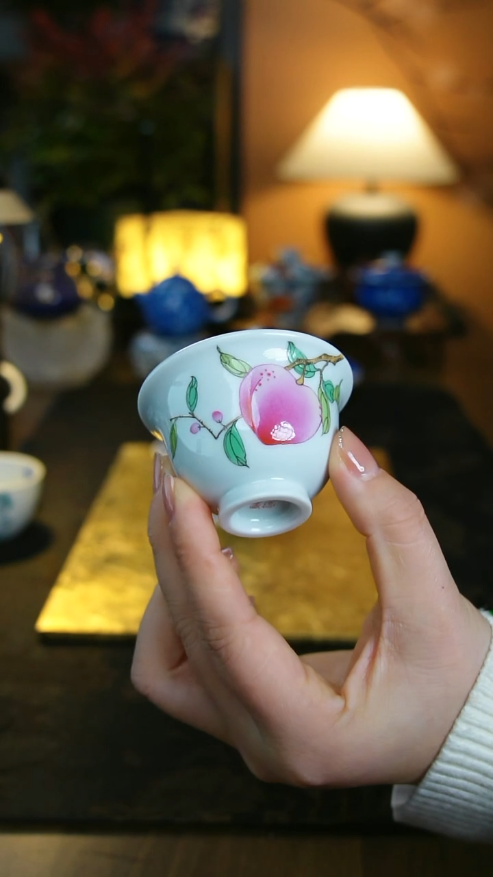 一桃压手杯     