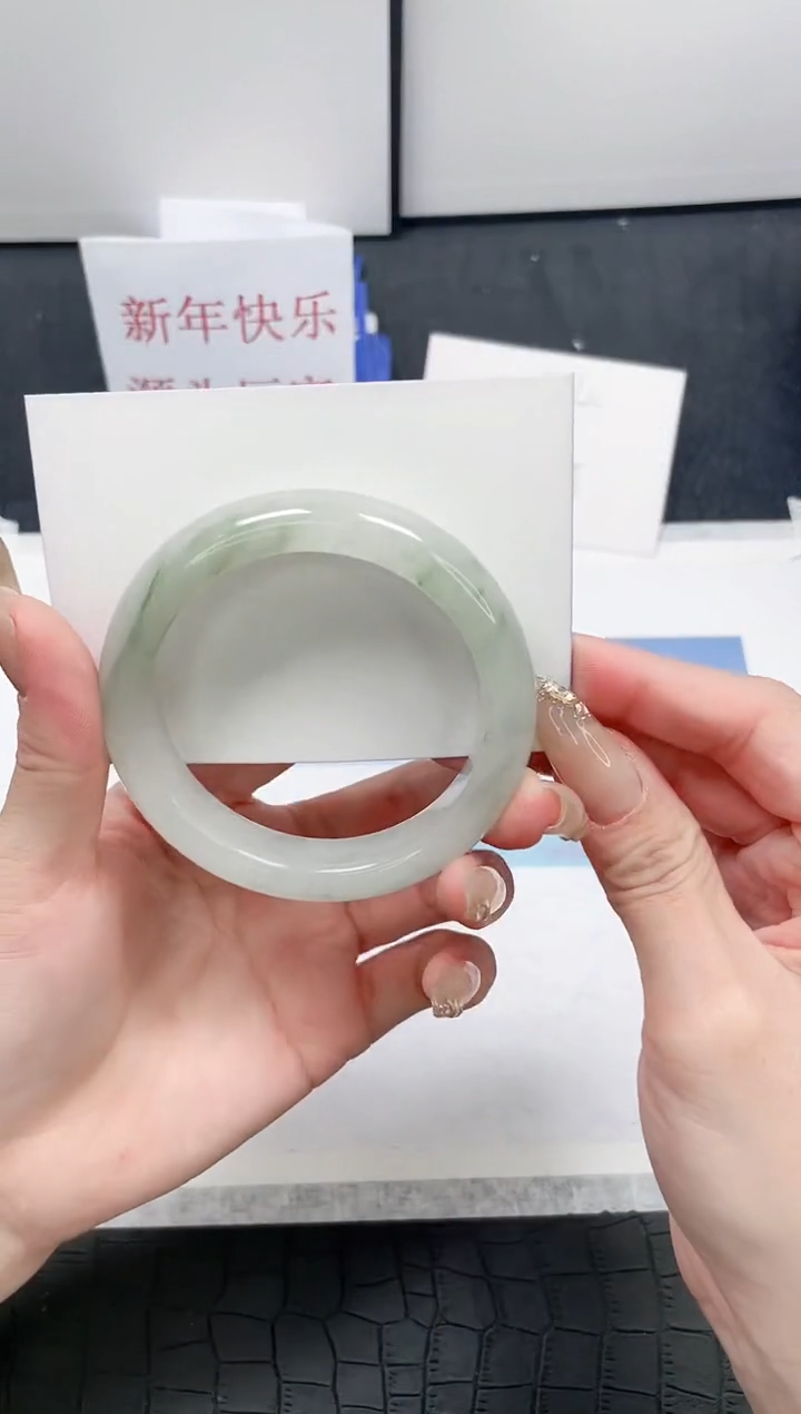 【闪购商品】石英质玉手镯未镶嵌Y123-56.4