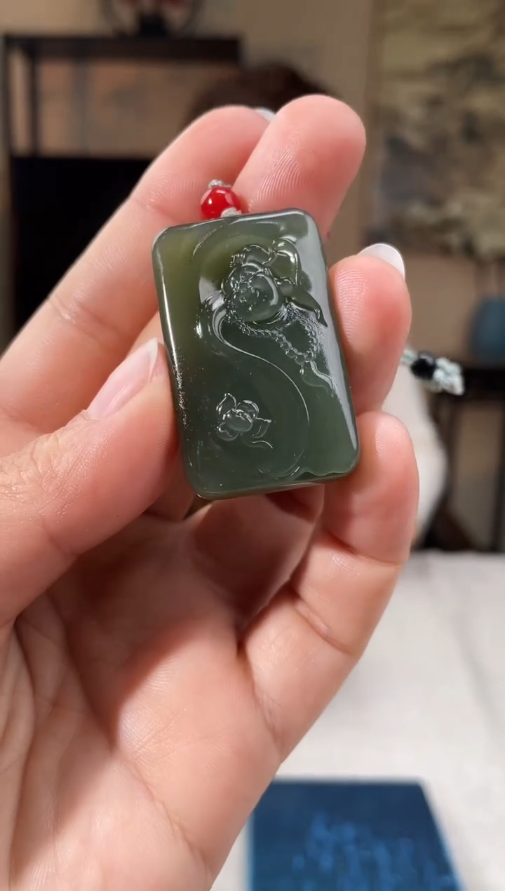 【闪购商品】定制和田玉多样性发货拍一发一24107