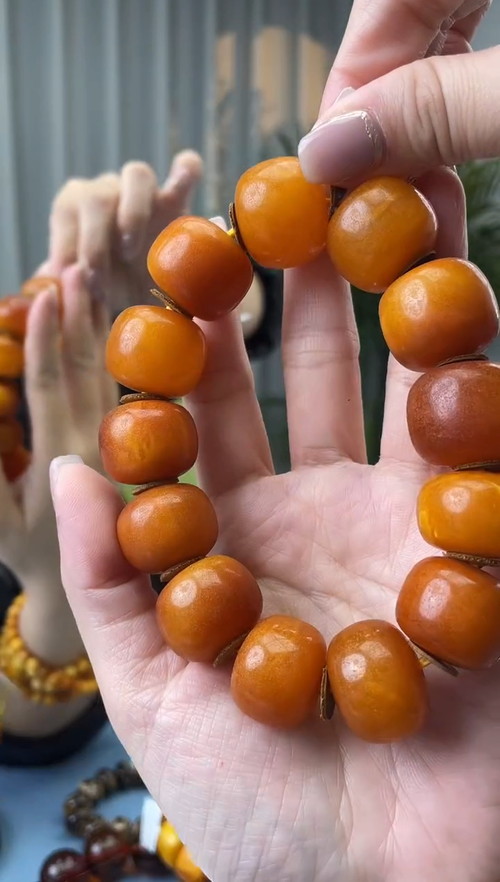 【闪购商品】蜜蜡珠宝奇石未镶嵌假一罚十，发一件075.22