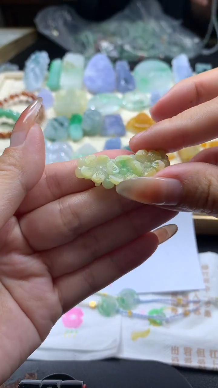 【闪购商品】定制翡翠未镶嵌翡翠