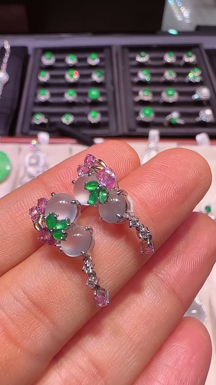 【闪购商品】翡翠耳饰18K金镶嵌耳钉