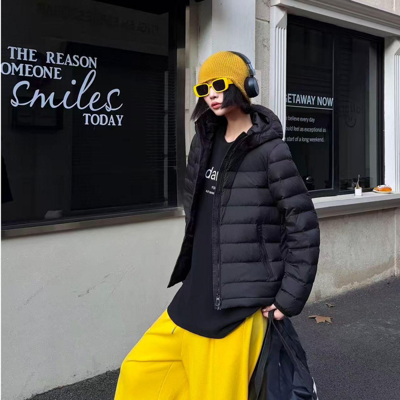 2025冬季新款排骨设计连帽休闲百搭羽绒服Y3072