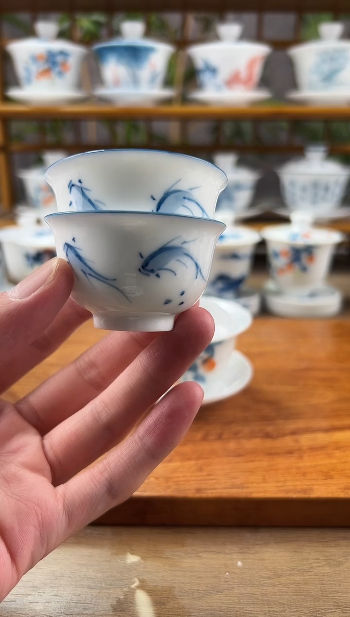 【闪购商品】微瑕荷花鱼聚小和顺杯2个