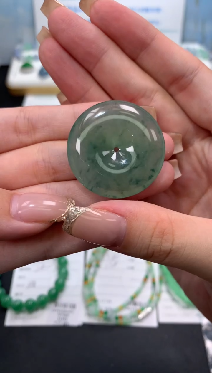 翡翠未镶嵌颈饰模式推广期48小时鉴赏期