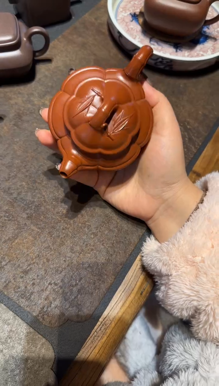 【闪购商品】紫砂茶壶海棠双线竹鼓