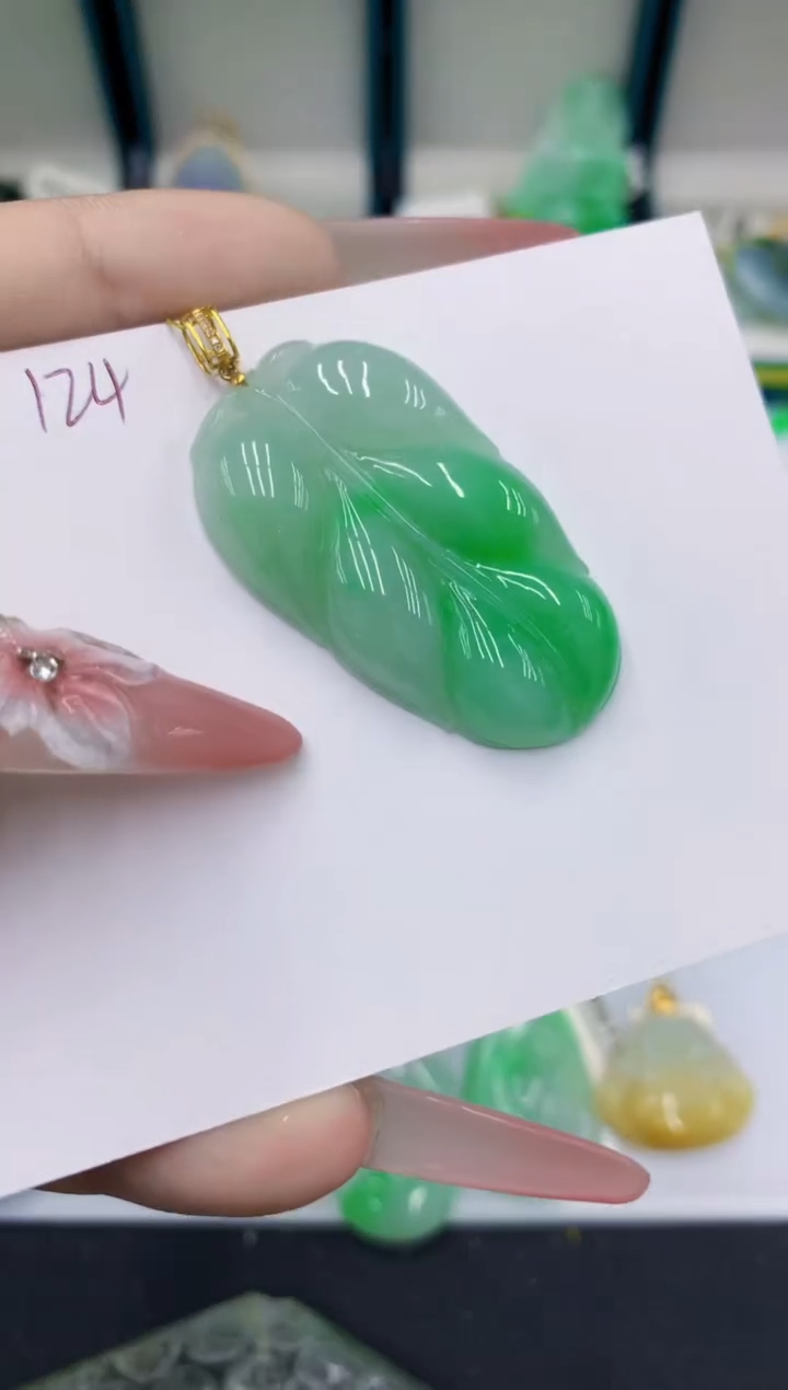 颈饰18K金镶嵌翡翠111111111111111