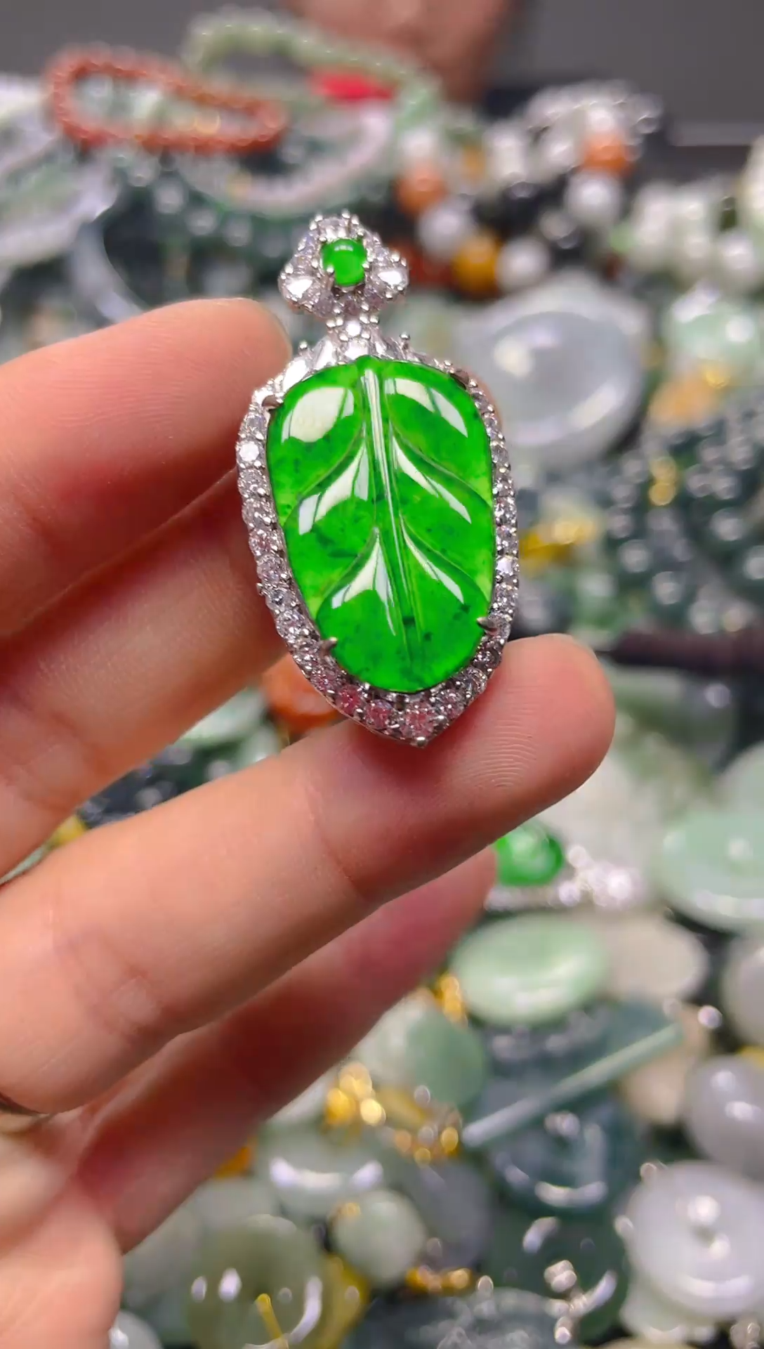 翡翠未镶嵌颈饰/X/翡翠A货,1件也是批发价