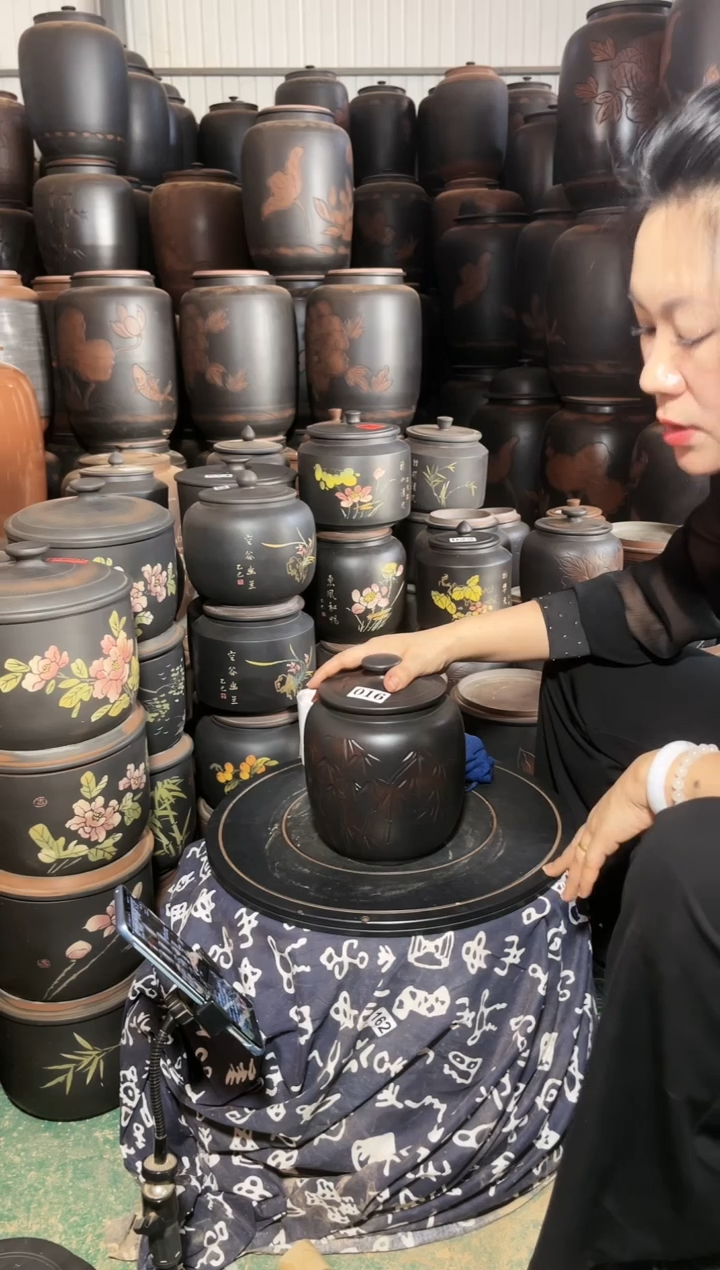 壶瑕疵茶叶罐 冬瓜竹子 016