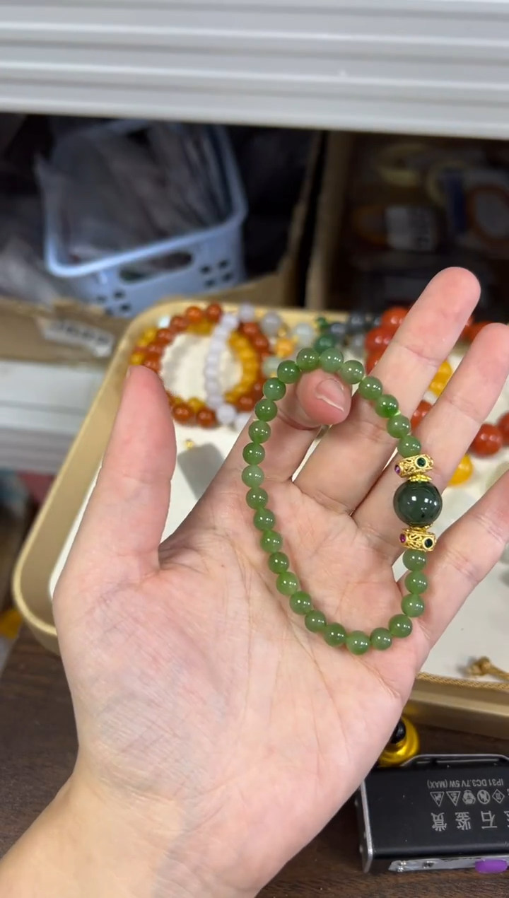 未镶嵌手链和田玉孤品和田玉设计款手链[210]